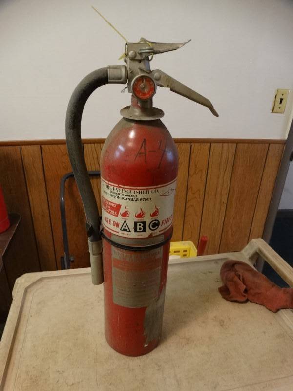 lot 2121 image: Fire Extinguisher