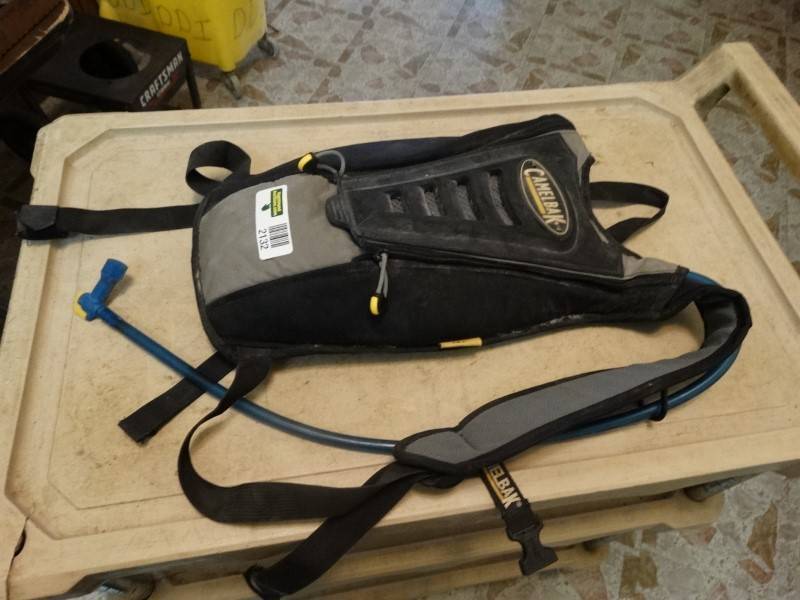 lot 2132 image: Camelbak Drinking Bag