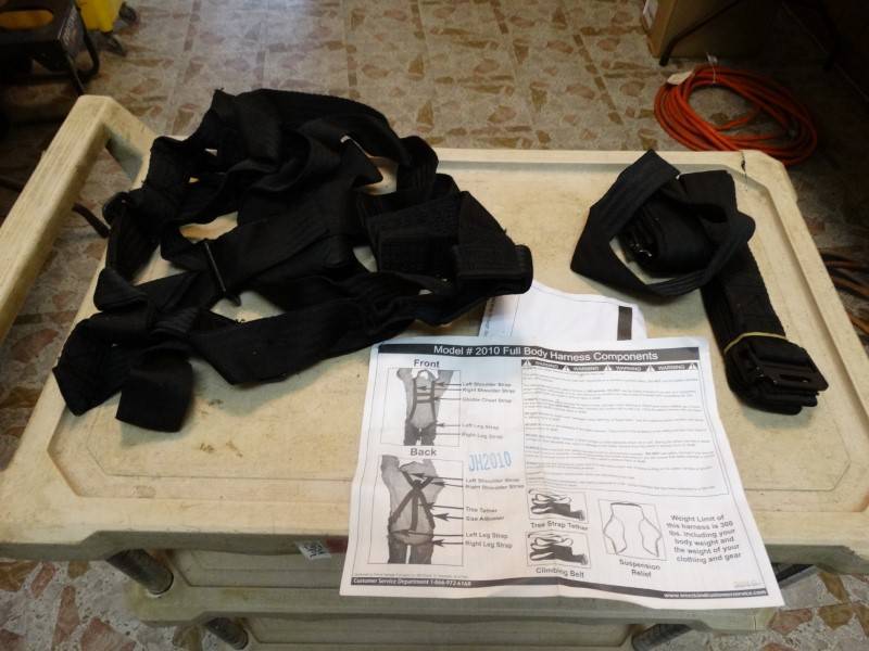 lot 2137 image: Full Body Harness