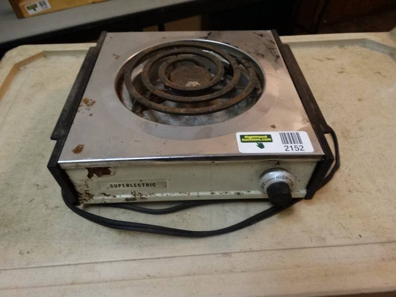 lot 2152 image: Superlectric Counter-Top Burner. Heats Up