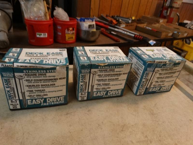 lot 2167 image: Deck Ease Screws 3 Boxes