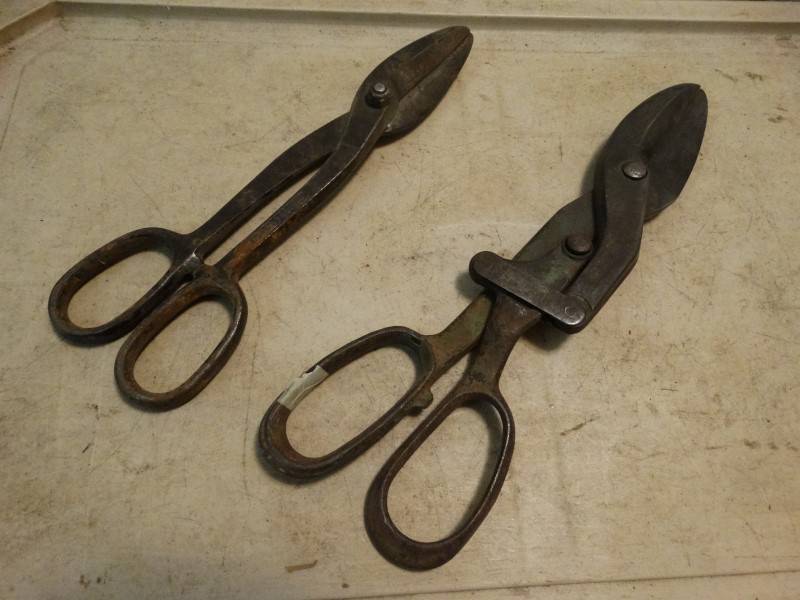 lot 2175 image: 2 Metal Shears