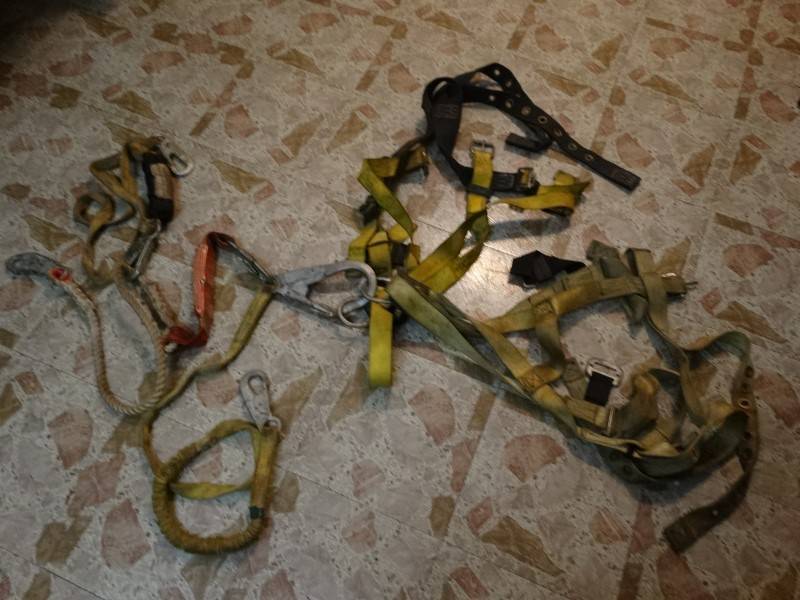 lot 2183 image: Safety Fall Harness