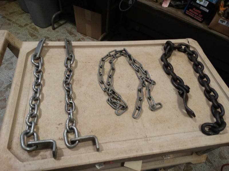 lot 2194 image: Set Of 3 Lifting Chains