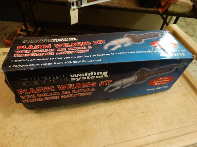 lot 2207 image: Chicago Electric Plastic Welding Kit