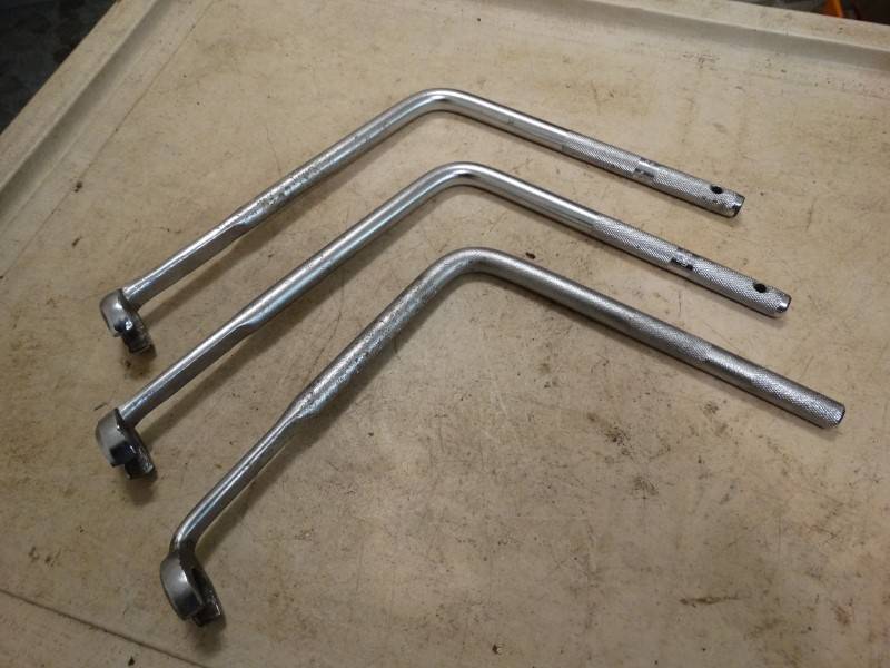 lot 2216 image: 3 Snap On Push Rod Lock Nut Wrench