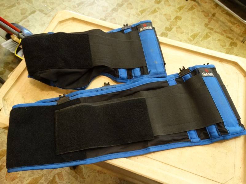 lot 2253 image: 2 Back BracesSupport