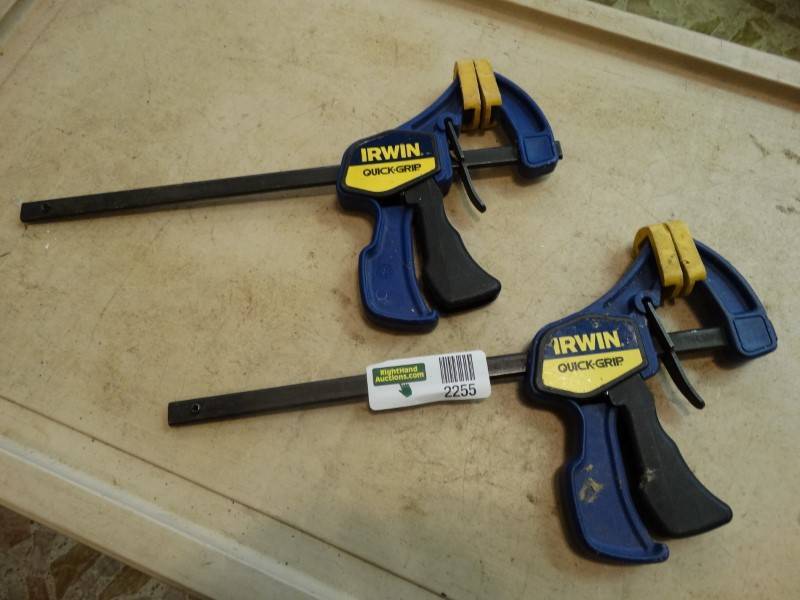 lot 2255 image: 2 Irwin Quick-Grip Clamps