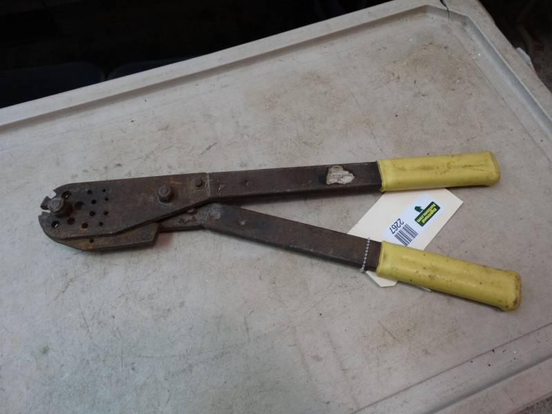lot 2267 image: Wire CutterBolt Shear&nbsp&nbsp&nbsp&nbsp