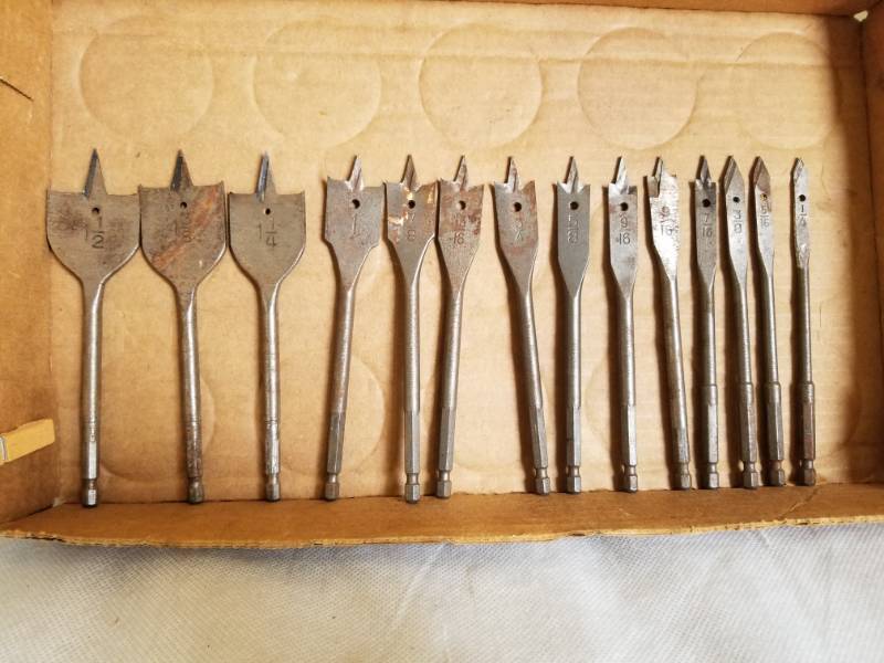 lot 11049 image: 14-Piece Woodboring Spade Drill Bit Set