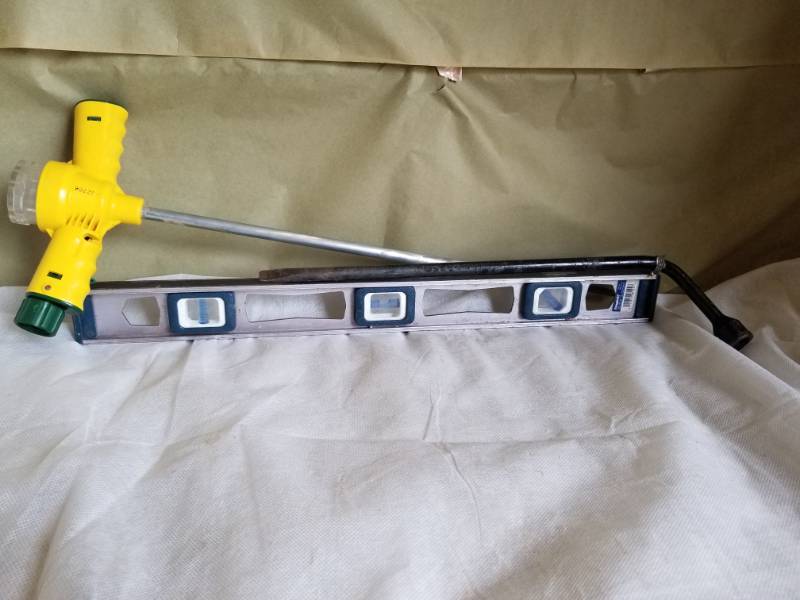 Ross Root Feeder Level Tire Iron Living Estate Sale New