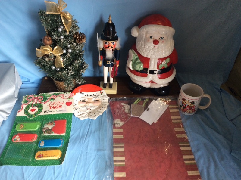 lot 11136 image: CHRISTMAS