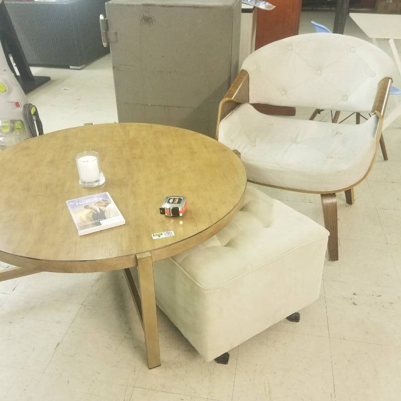 lot 11546 image: Light Wood Coffee Table