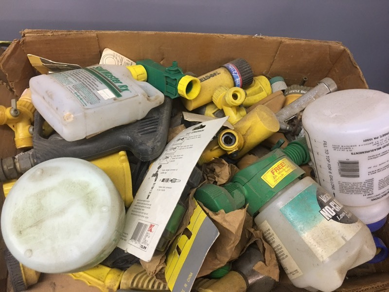lot 12119 image: Garden Sprayers