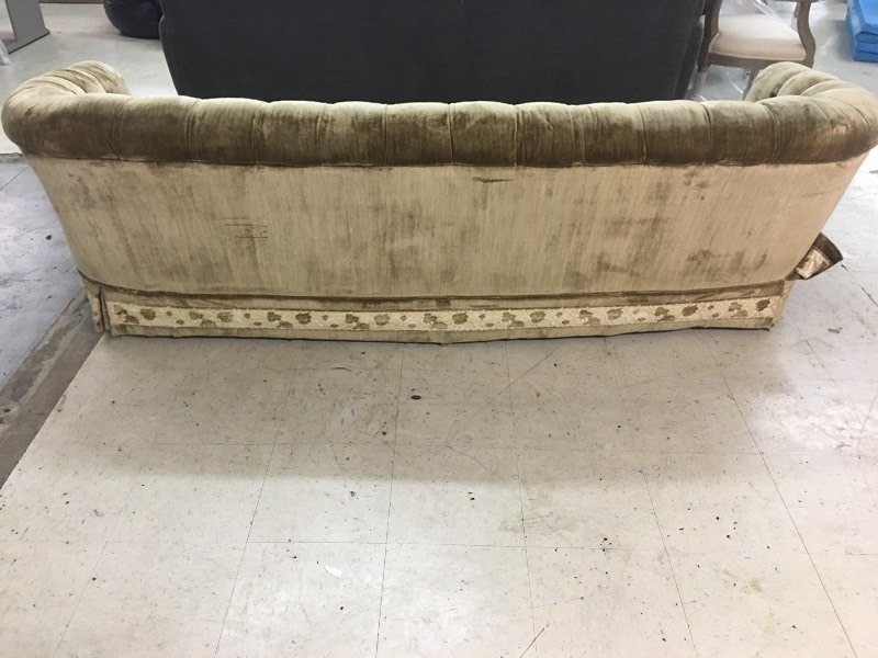 lot 12126 image: Vintage Curved End Sofa