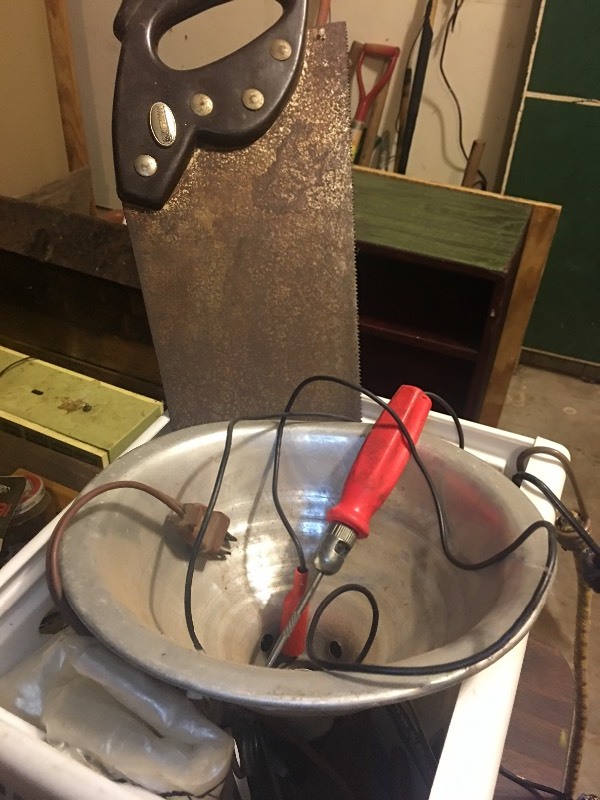 lot 11495 image: Work Light and Hand Saw