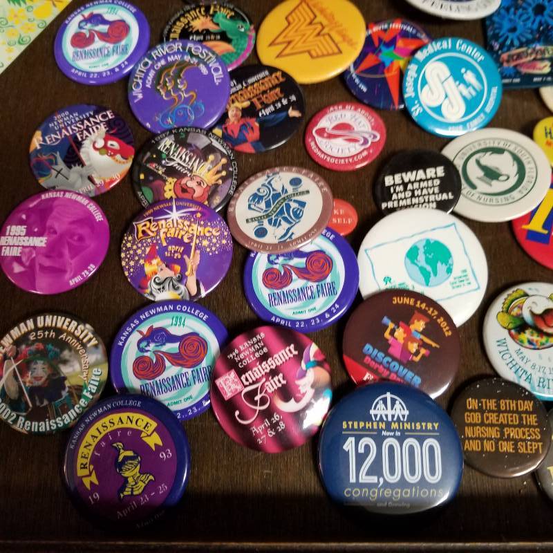 lot 11571 image: A Selection of Advertising Buttons