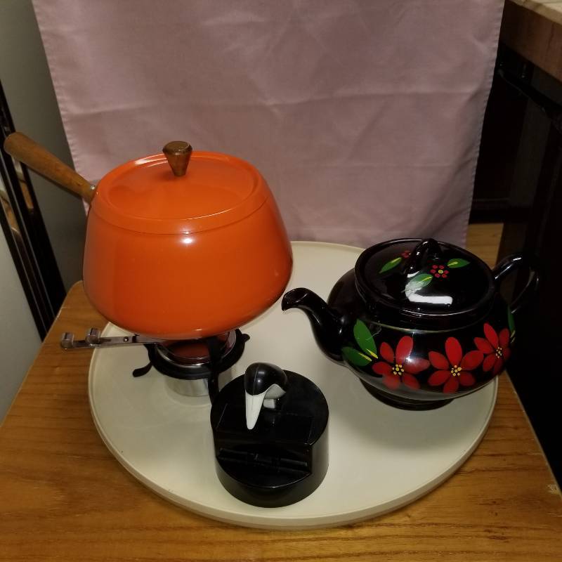 lot 11595 image: ROYAL CANADIAN ART POTTERY, ROYAL DRIPLESS, RED FLOWERS, COFFEE OR TEA POT, Vintage Orange Fondue Pot with Stand,  Willie Woodpicker Toothpick Dispenser