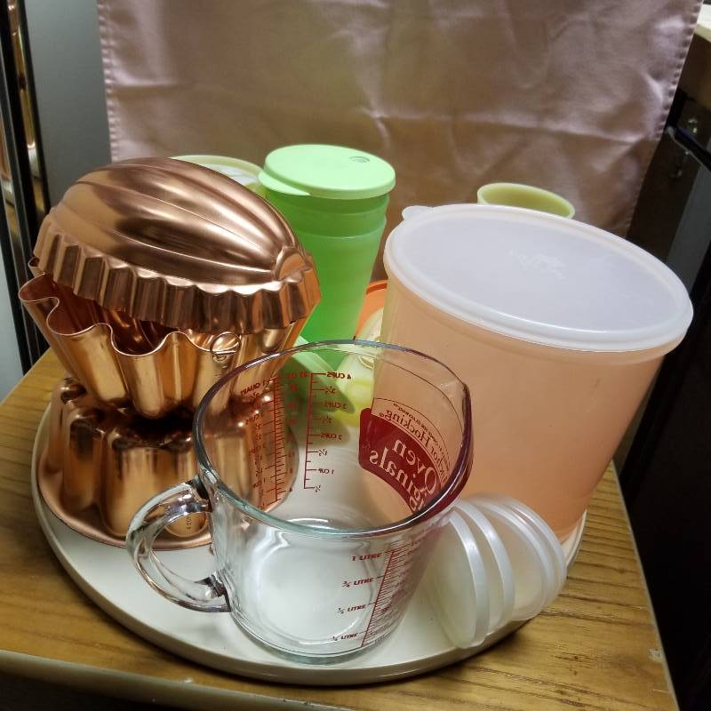 lot 11598 image: 3 Green Tupperware Tumbler Cups Sets Impressions 16 oz. Drip-Less Seals, Super Seal Plastic Container, Three Vintage Copper Anodized Aluminum Jello Mold including Bubbled Dome Food