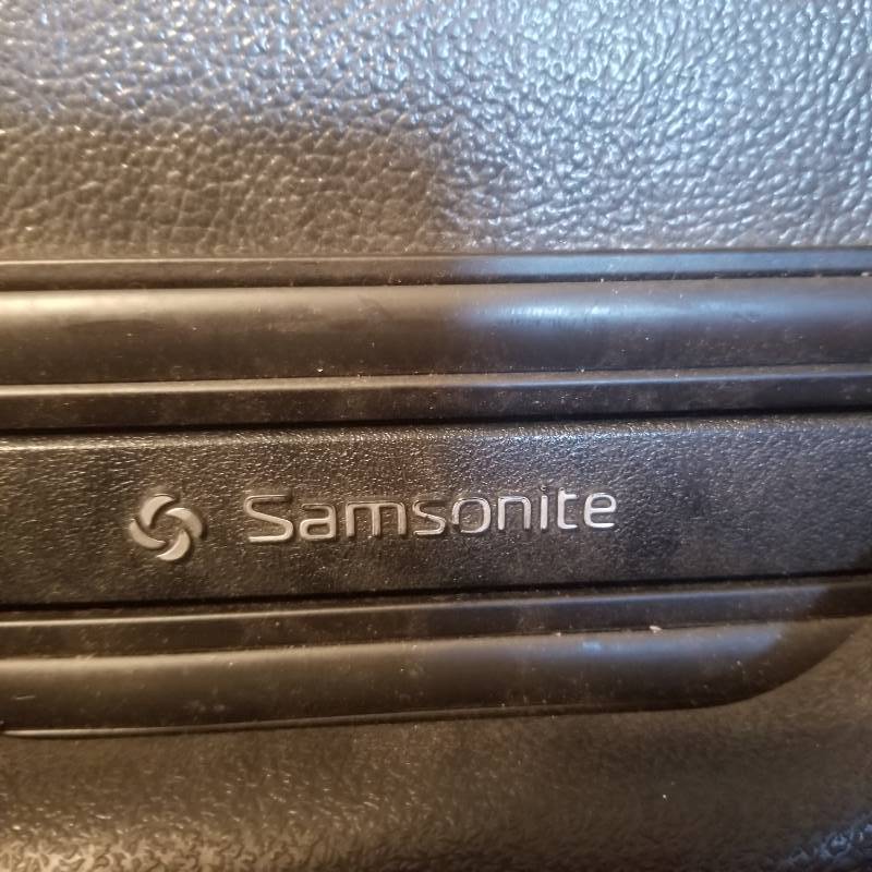 lot 11637 image: Samsonite Silhouette 4 Hard Sided Rolling Suitcase