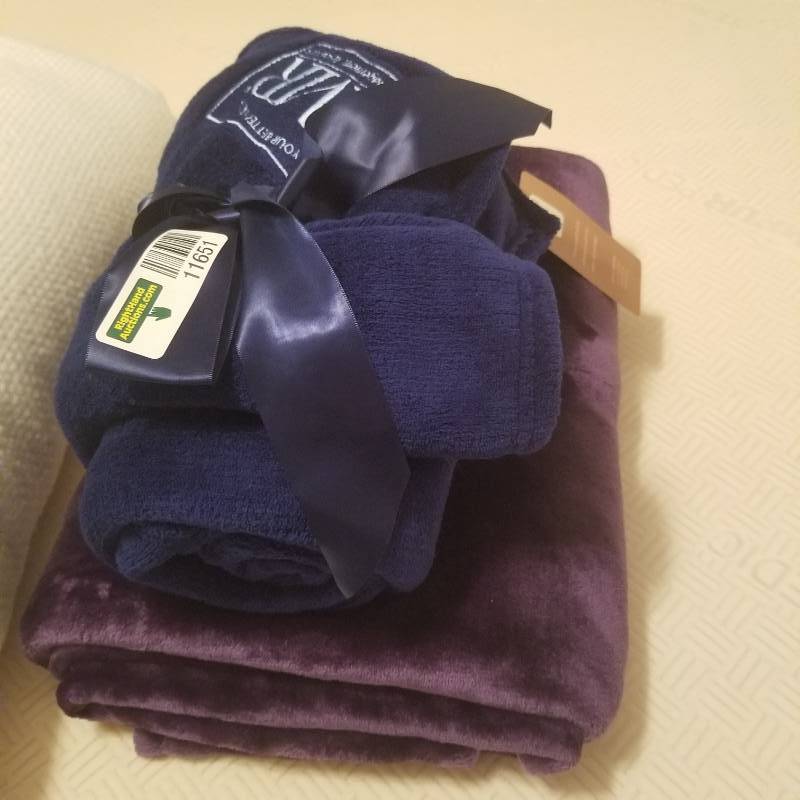 lot 11651 image: Two VERY Soft Throws