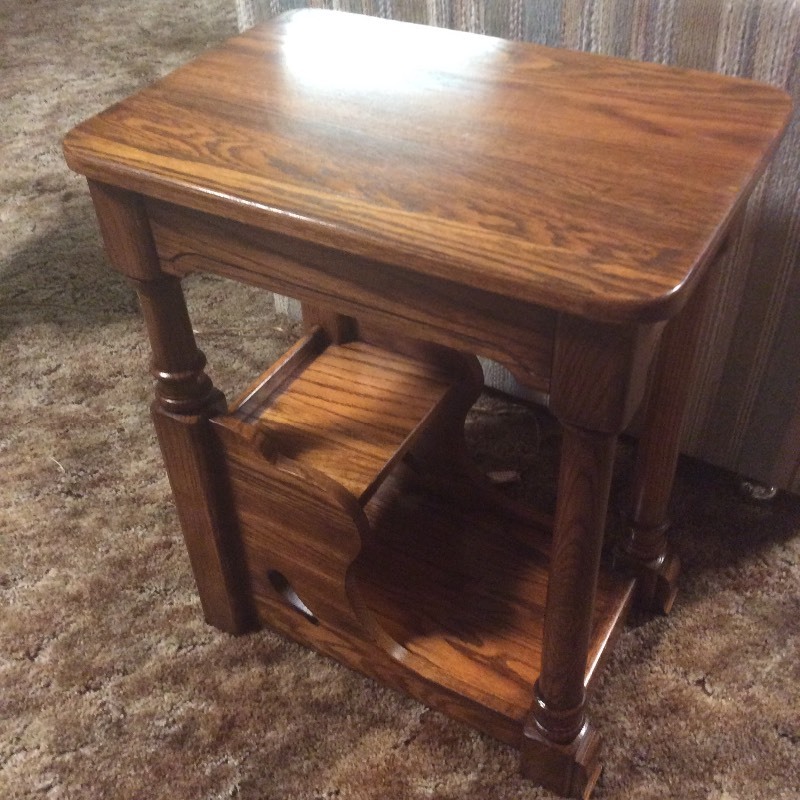 lot 12150 image: End Table with Magazine Rack and Storage