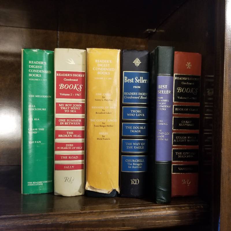 lot 12156 image: Readers Digest Hardback Books, Cutco Cook Book, Entertainment with Marilyn Monroe