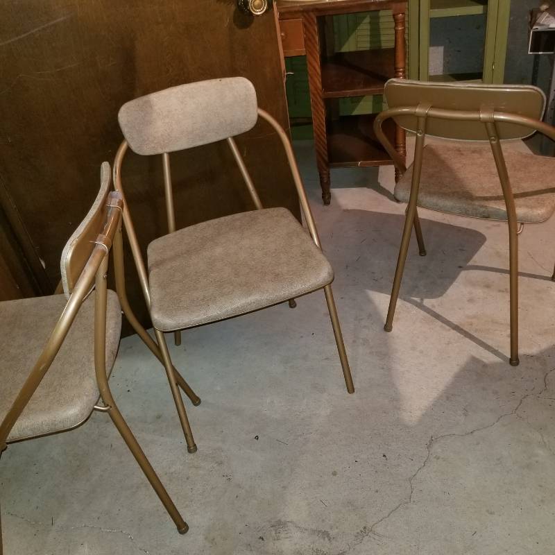 lot 12290 image: 3 Vintage Folding Chairs