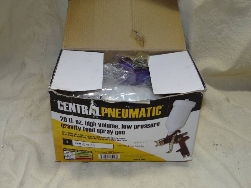 lot 4038 image: HVLP Paint Spray Gun - Still has the Plastic on it