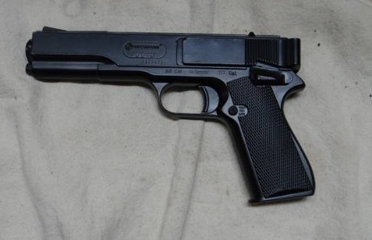 lot 4068 image: Marksman Repeater Air Pistol - Comes with Darts
