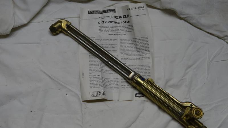 lot 4116 image: Cutting Torch Head - Oxweld