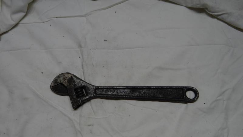 lot 4128 image: Big Crescent Wrench - 12