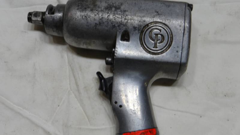 lot 4130 image: Impact Wrench - Central Pneumatic