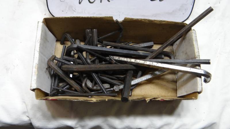 lot 4138 image: Big Allen Wrench Lot