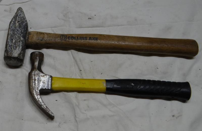 lot 4141 image: Sledge Hammer and Framing Hammer