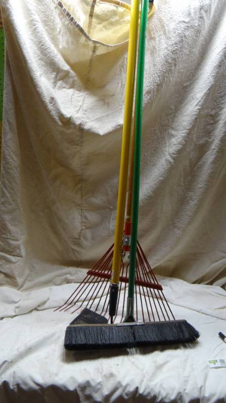 lot 4157 image: Push Broom, Leaf Rake, Hoe