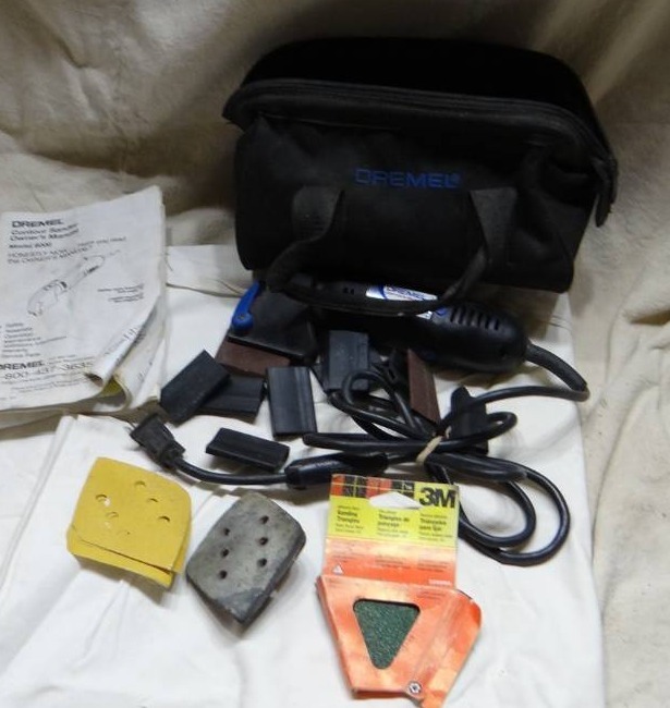 lot 4119 image: Dremel Model 6000 Contour Sander with the Case and Accessories