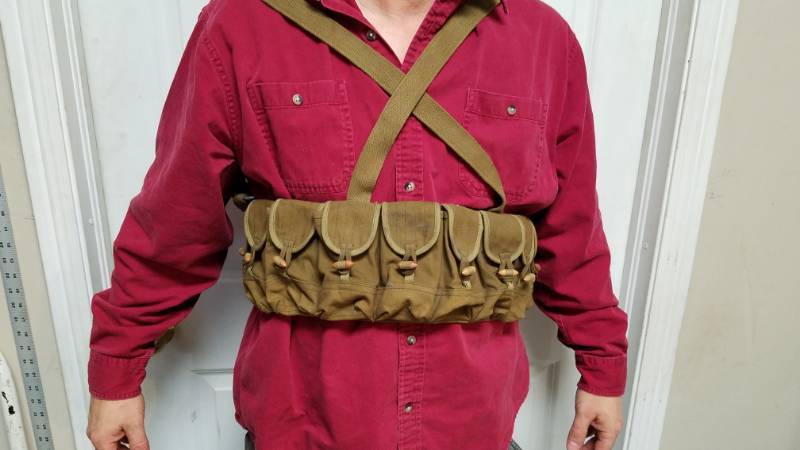 lot 9151 image: Ammo and Cargo Belt - Many Pouches