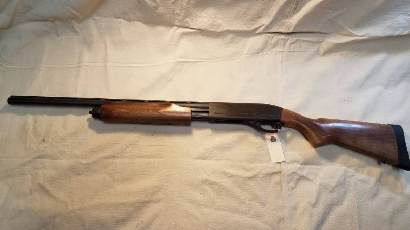 lot 9161 image: Remington 870 Express Magnum 20 gauge  2 � and 3