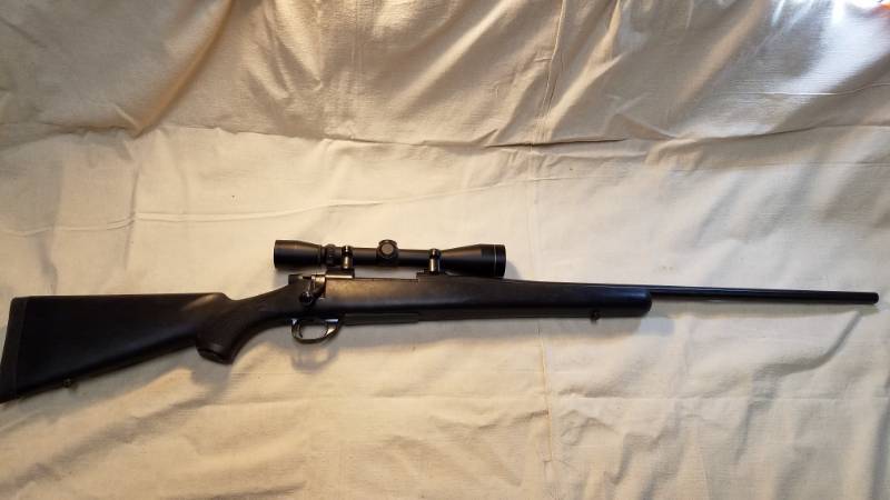 lot 9168 image: WEATHERBY Vanguard .300 Winchester Magnum with a LEUPOLD Gold Ring Scope