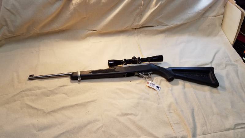 lot 9025 image: Ruger 1022 Carbine Rifle