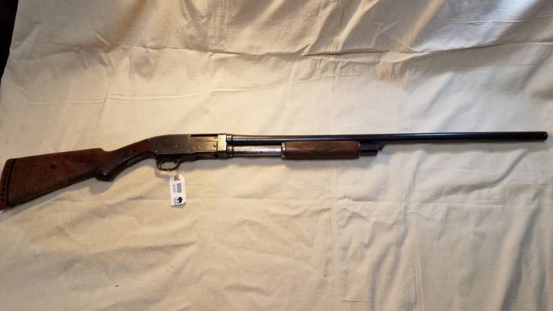 lot 9197 image: Stevens Model 620 12 ga Shotgun