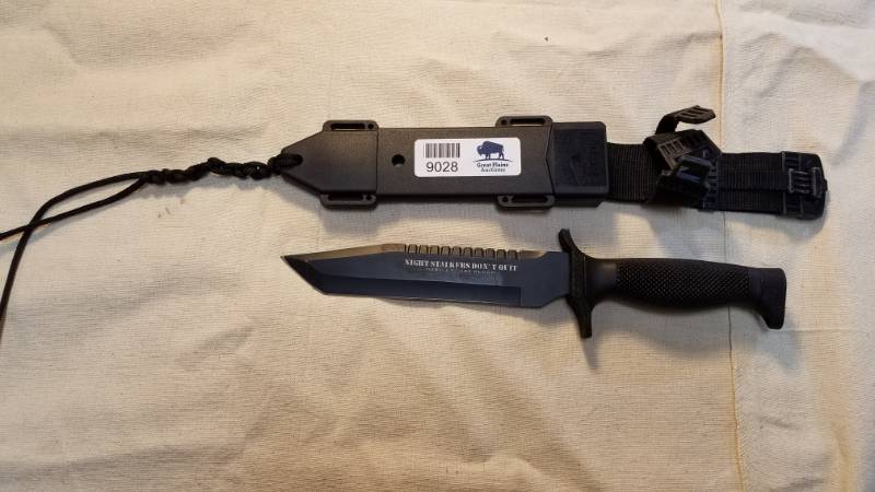 lot 9028 image: Marine Force Recon Survival Knife