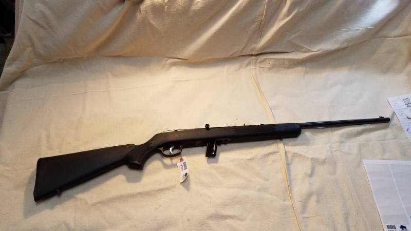 lot 9048 image: Savage Model 62 .22lr Semi-Auto