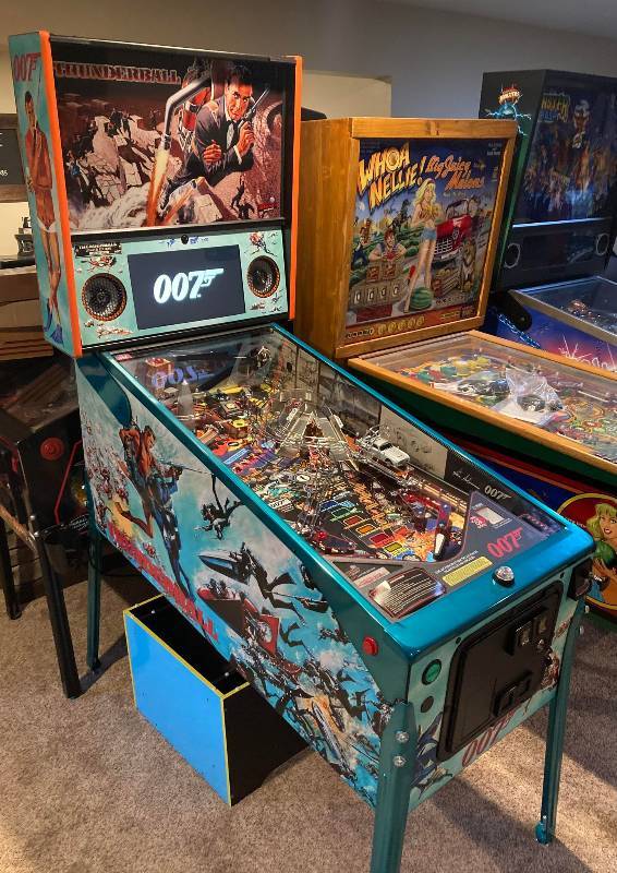 Pinball and Arcade High-End Spectacular! | Right Hand Auctions