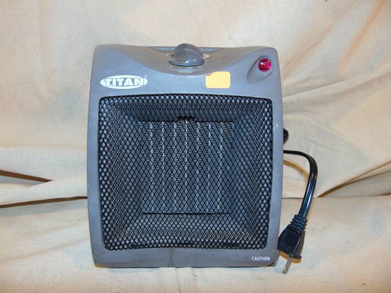 lot 9245 image: Titan Heater - Been chilly lately