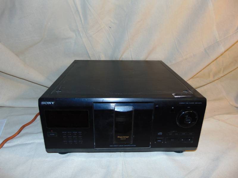 lot 9252 image: Sony MEGA CD Changer - 200 CD