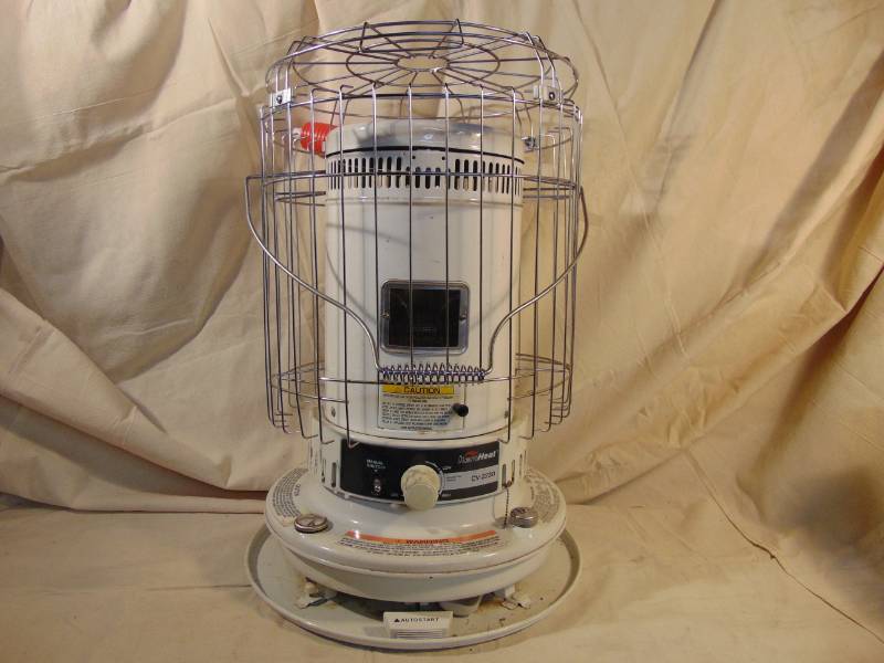 lot 9263 image: Kerosene Heater with Suction Filler - How warm is YOUR garage