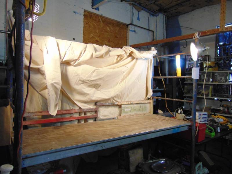lot 9348 image: SCAFFOLD  6 WIDE - Folds for easy storage and transport, got those expensive wheels, ready to go to work