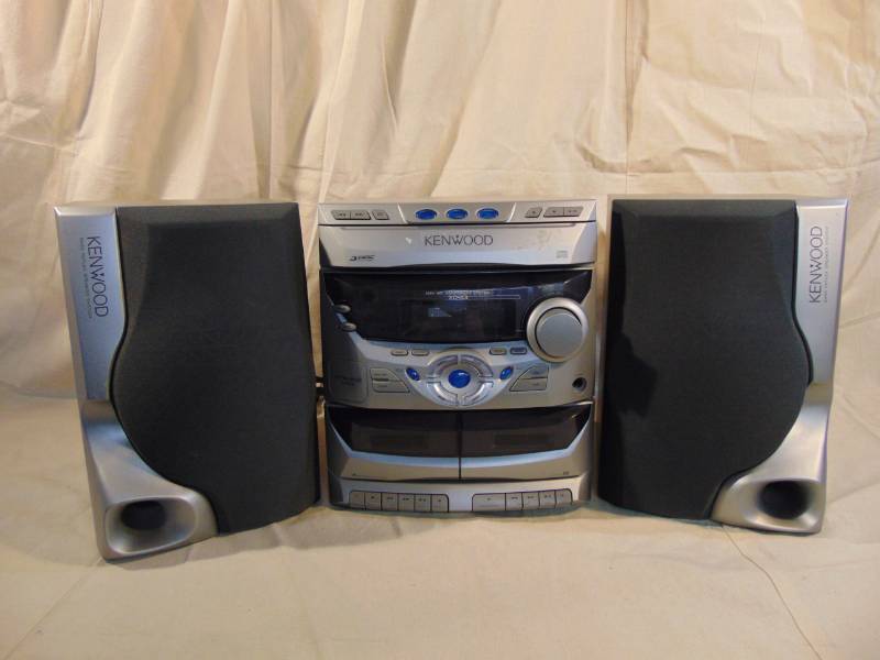 lot 9309 image: Kenwood Component Stereo